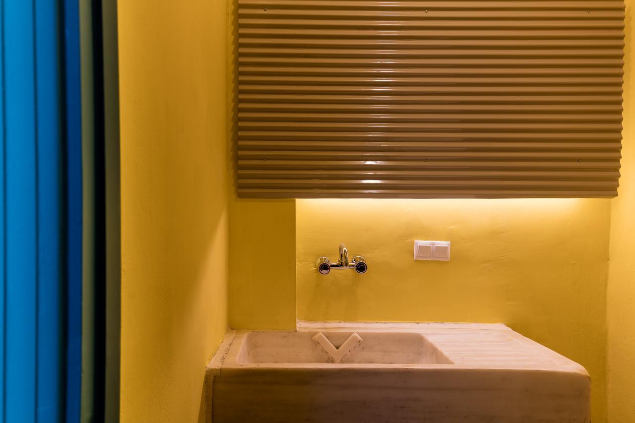 Nubian Hostel Athens Exterior photo