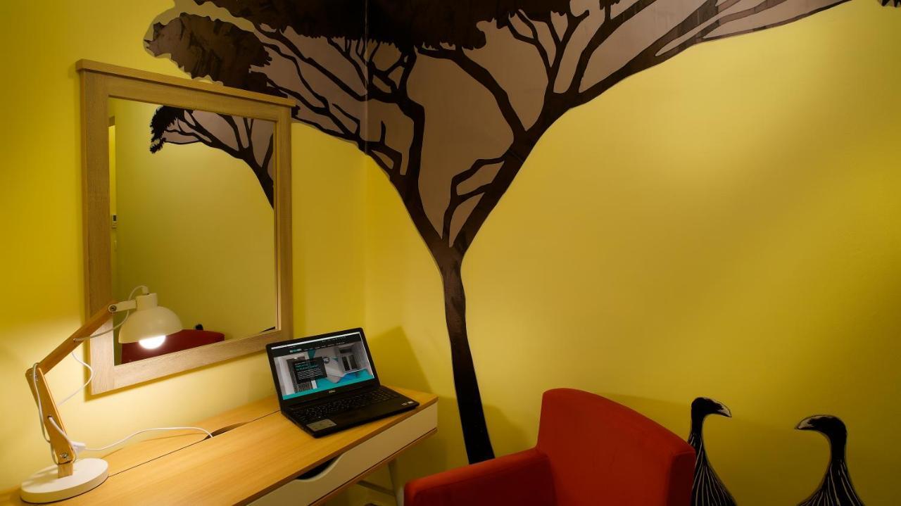 Nubian Hostel Athens Exterior photo
